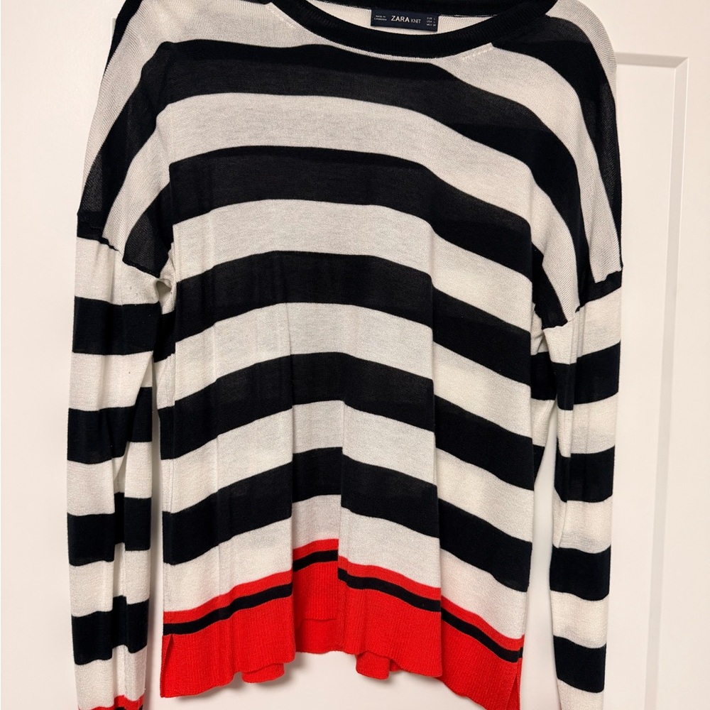 Zara Black & White Striped Lightweight Sweater with Red Hem – Size L